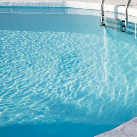 Almenas אתר נופש 2*